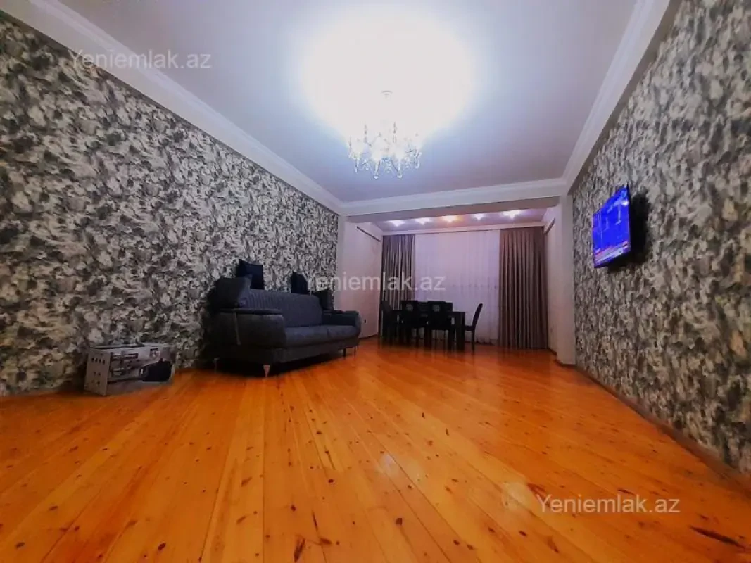 Satılır 2 otaqlı yeni tikili 76 m²