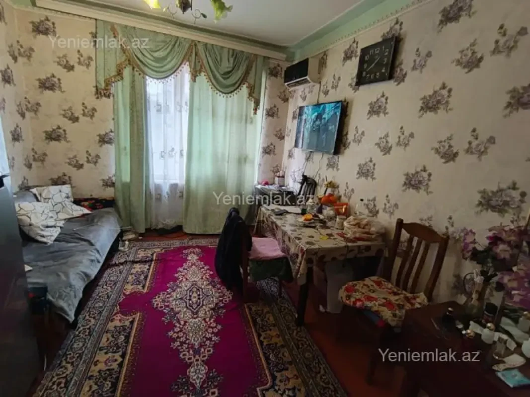 Satılır 2 otaqlı köhnə tikili 38 m²