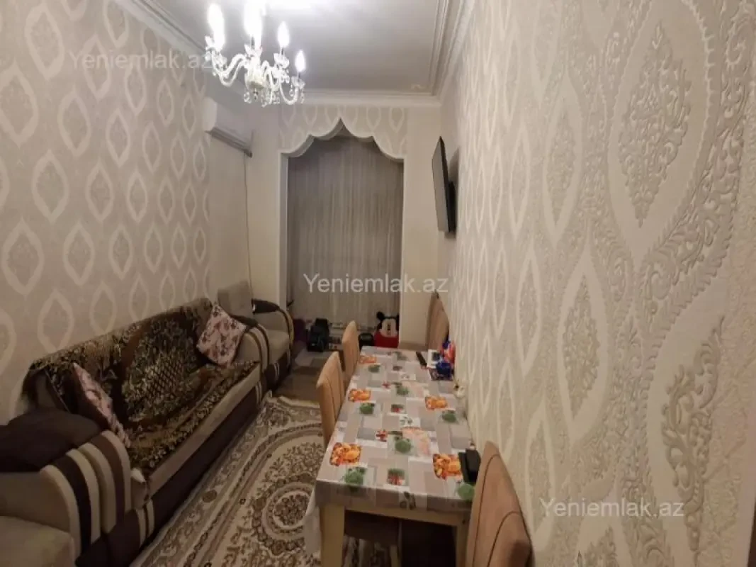 Satılır 2 otaqlı köhnə tikili 55 m²