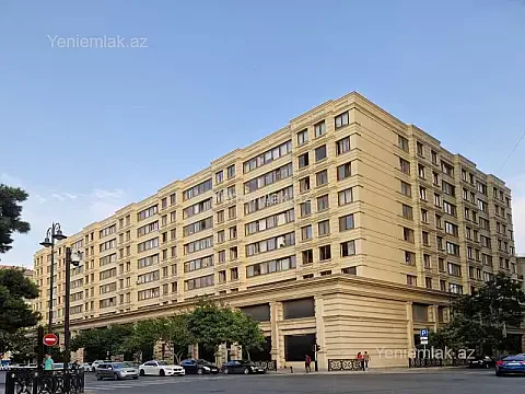 Satılır 3 otaqlı köhnə tikili 100 m² — Bakı, Nəsimi 3 otaq 100.00 m²