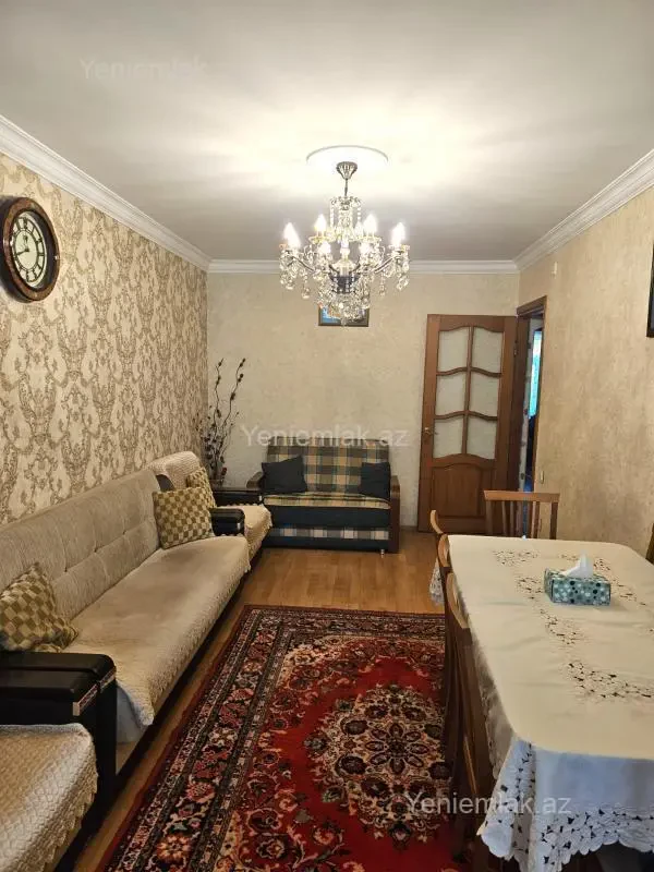 Satılır 3 otaqlı köhnə tikili 85 m²