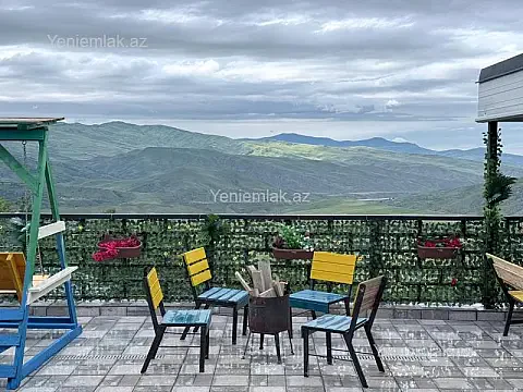 Satılır 4 otaqlı həyət evi 250 m² — Bakı 4 otaq 250.00 m²