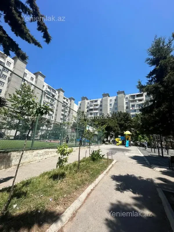 Satılır 3 otaqlı köhnə tikili 60 m²