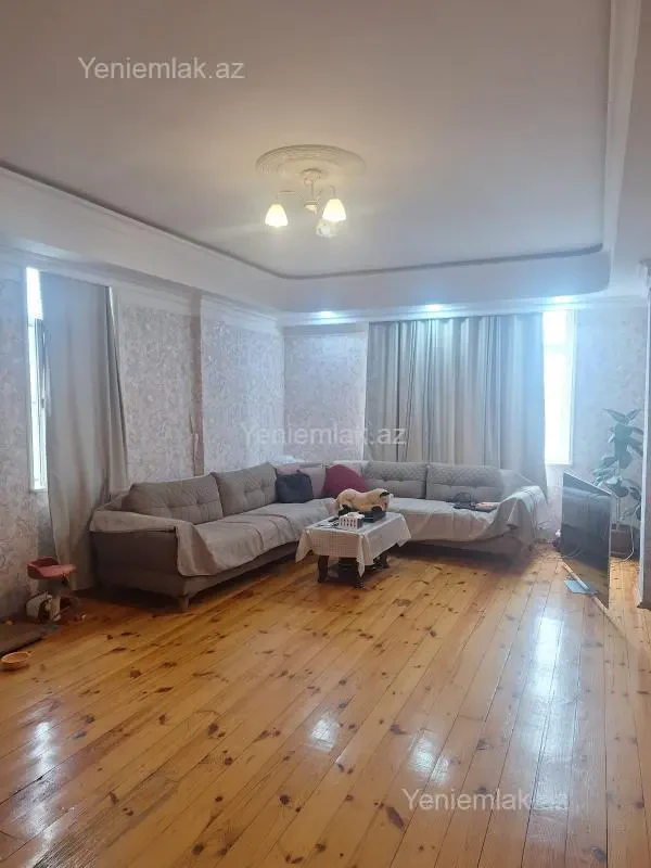Satılır 2 otaqlı yeni tikili 82 m²