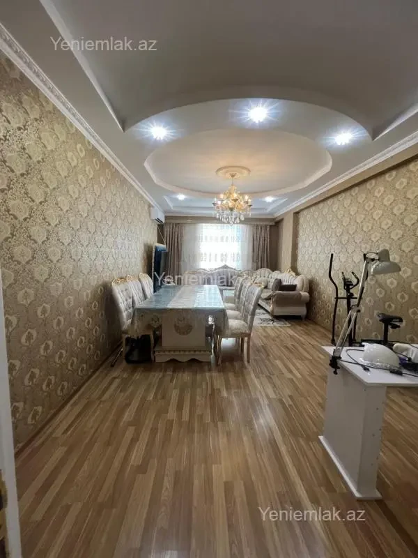 Satılır 3 otaqlı yeni tikili 140 m²