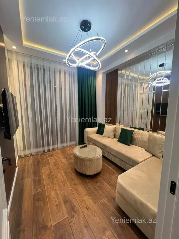 Satılır 2 otaqlı yeni tikili 62 m²