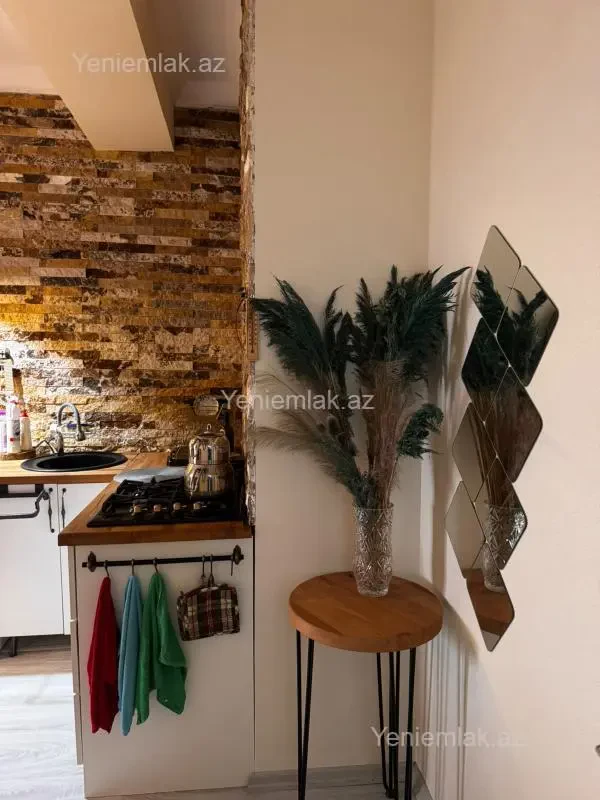 Satılır 3 otaqlı yeni tikili 80 m²