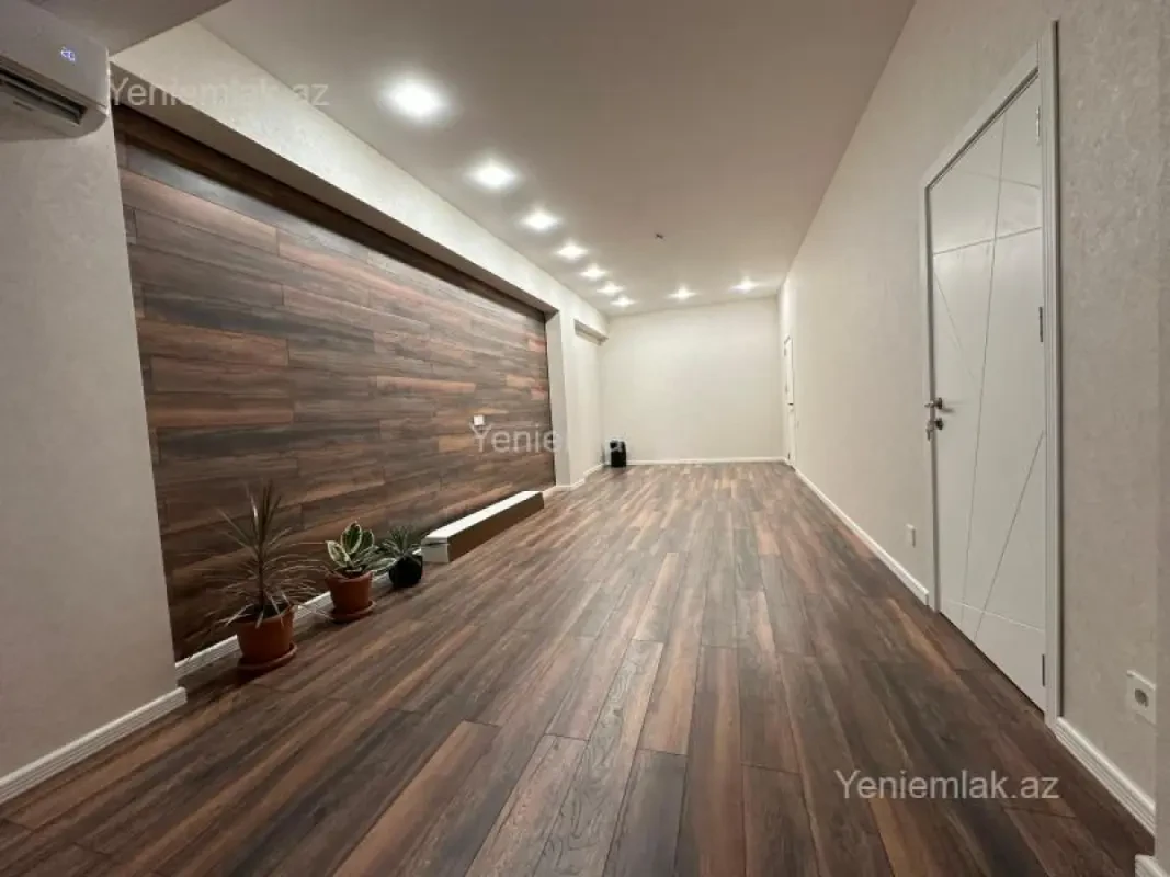 Satılır 3 otaqlı yeni tikili 85 m²
