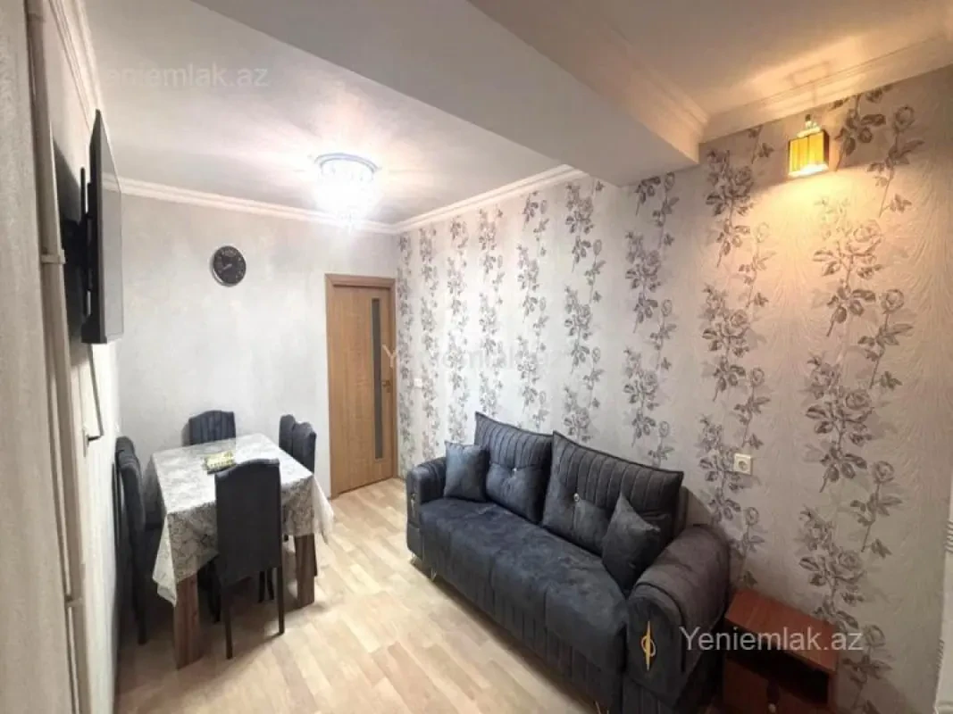 Satılır 2 otaqlı köhnə tikili 45 m²