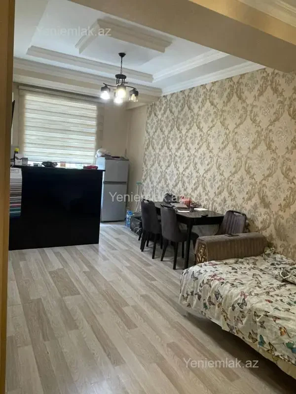 Satılır 2 otaqlı yeni tikili 60 m²