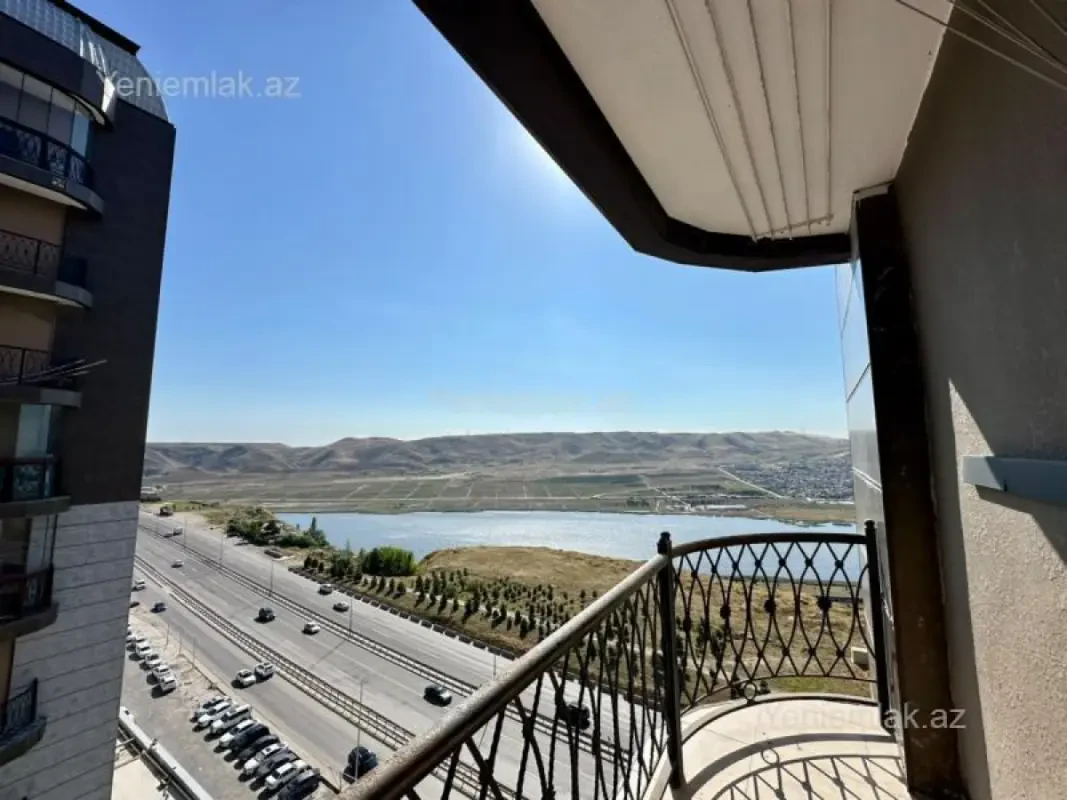 Satılır 3 otaqlı yeni tikili 127.07 m²
