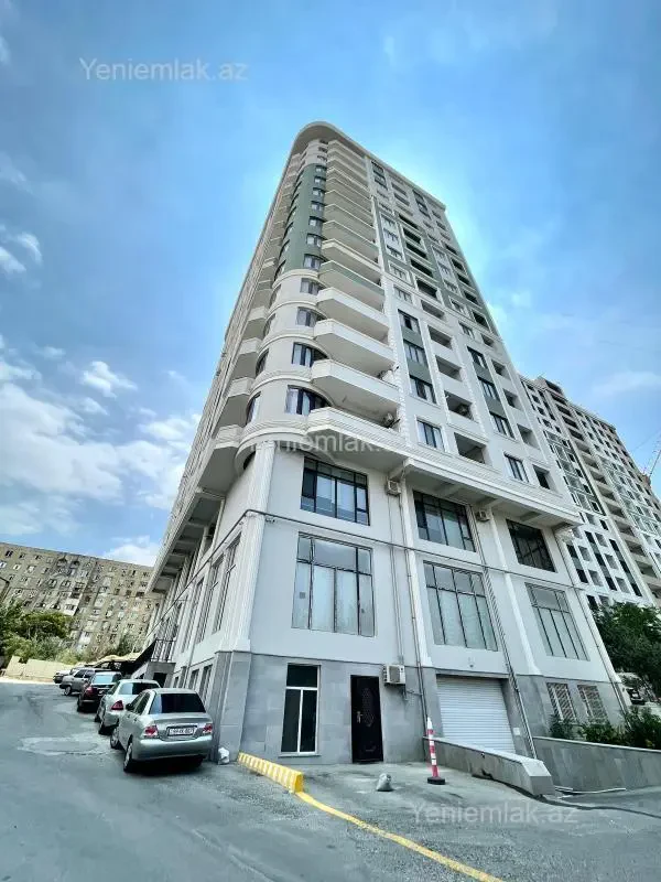Satılır 2 otaqlı yeni tikili 82 m²