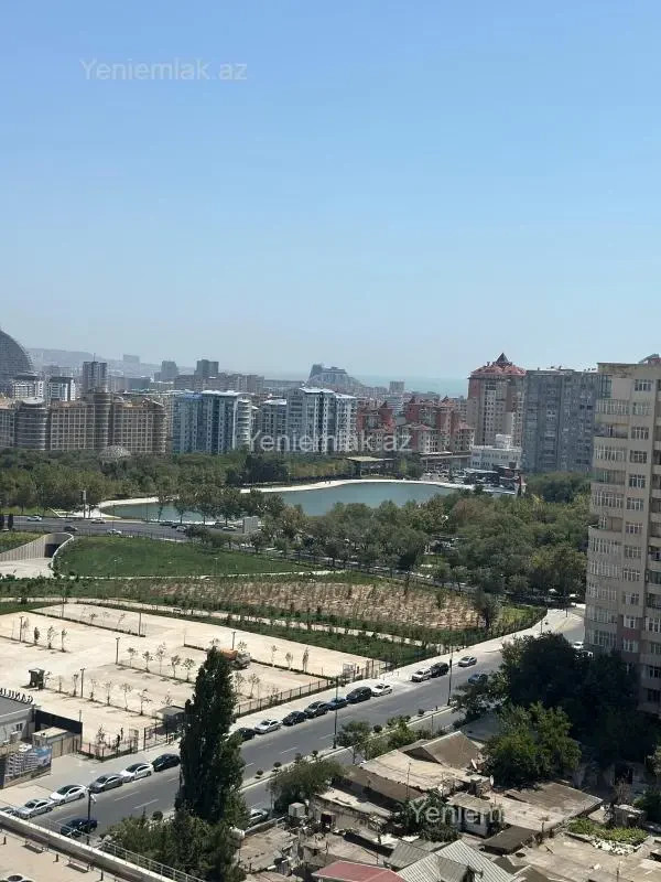 Satılır 4 otaqlı yeni tikili 142 m²