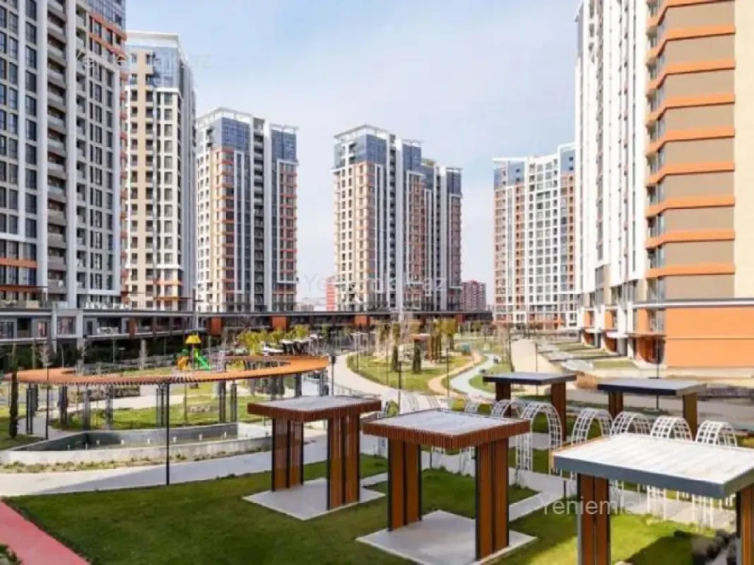 Satılır 3 otaqlı yeni tikili 108 m²