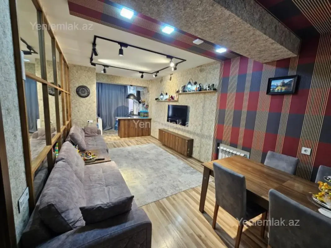 Satılır 3 otaqlı yeni tikili 75 m²