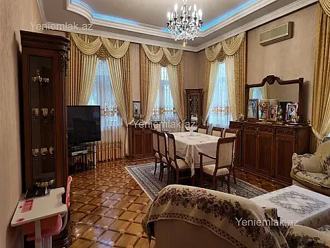 Satılır 6 otaqlı həyət evi 214 m² — Bakı, Binəqədi 6 otaq 214.00 m²