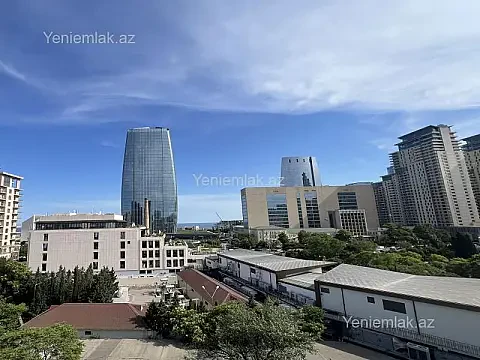Satılır 3 otaqlı köhnə tikili 100 m² — Bakı, Xətai 3 otaq 100.00 m²
