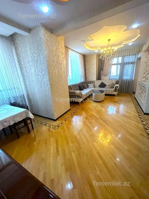 Satılır 4 otaqlı yeni tikili 140 m²