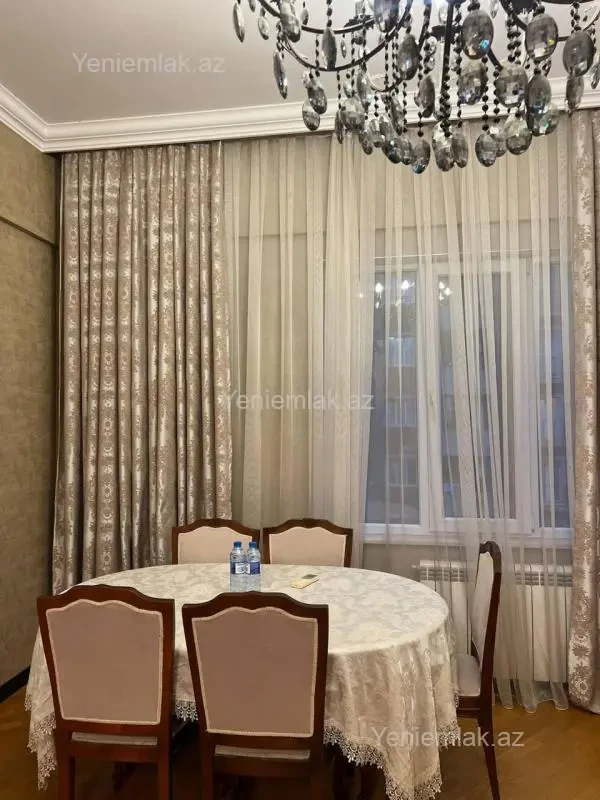 Satılır 3 otaqlı yeni tikili 100 m²