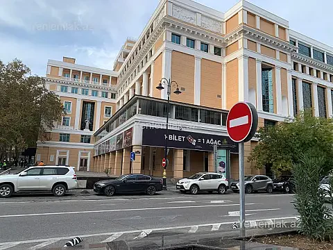 Satılır 3 otaqlı köhnə tikili 100 m² — Bakı, Nəsimi 3 otaq 100.00 m²