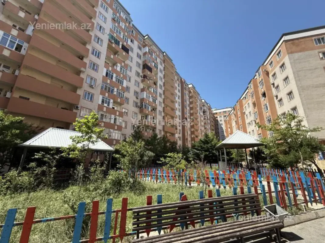 Satılır 3 otaqlı yeni tikili 72 m²