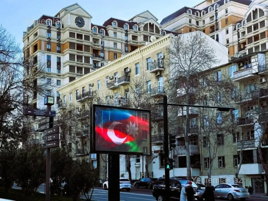 Satılır 3 otaqlı köhnə tikili 76 m²