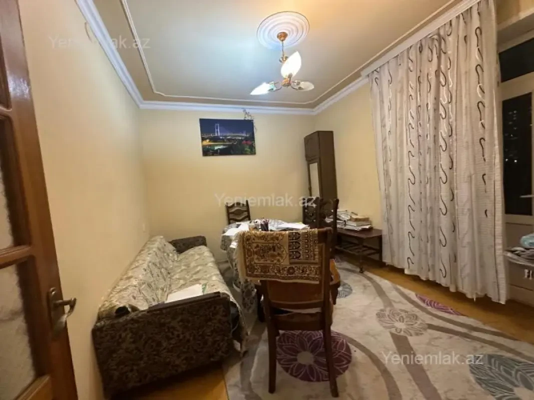 Satılır 3 otaqlı köhnə tikili 65 m²
