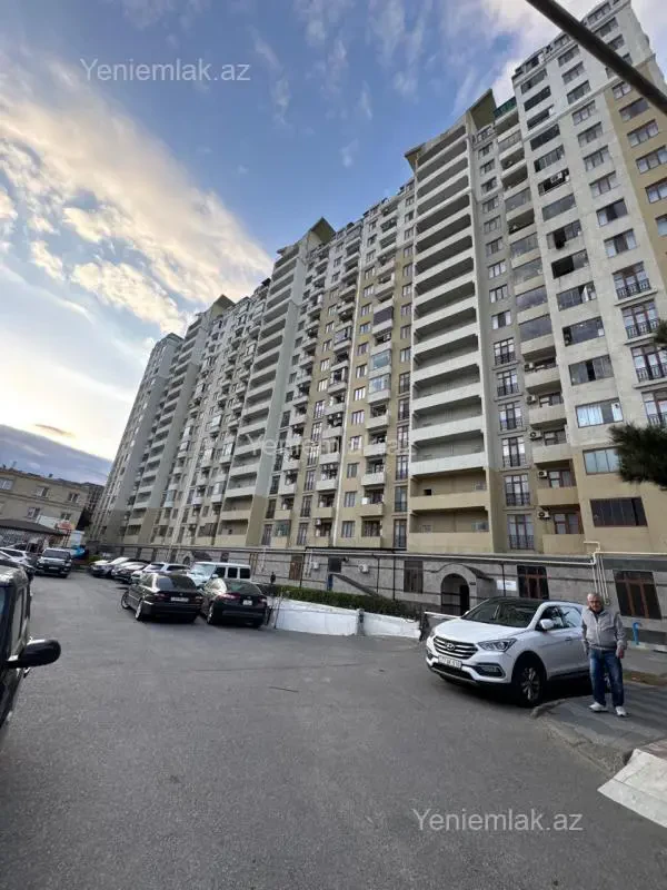 Satılır 3 otaqlı yeni tikili 121 m²