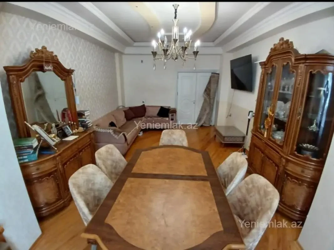 Satılır 3 otaqlı yeni tikili 119.5 m²