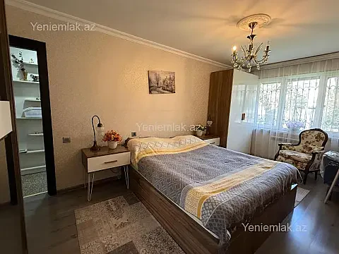 Satılır 3 otaqlı köhnə tikili 75 m² — Bakı, Nizami 3 otaq 75.00 m²
