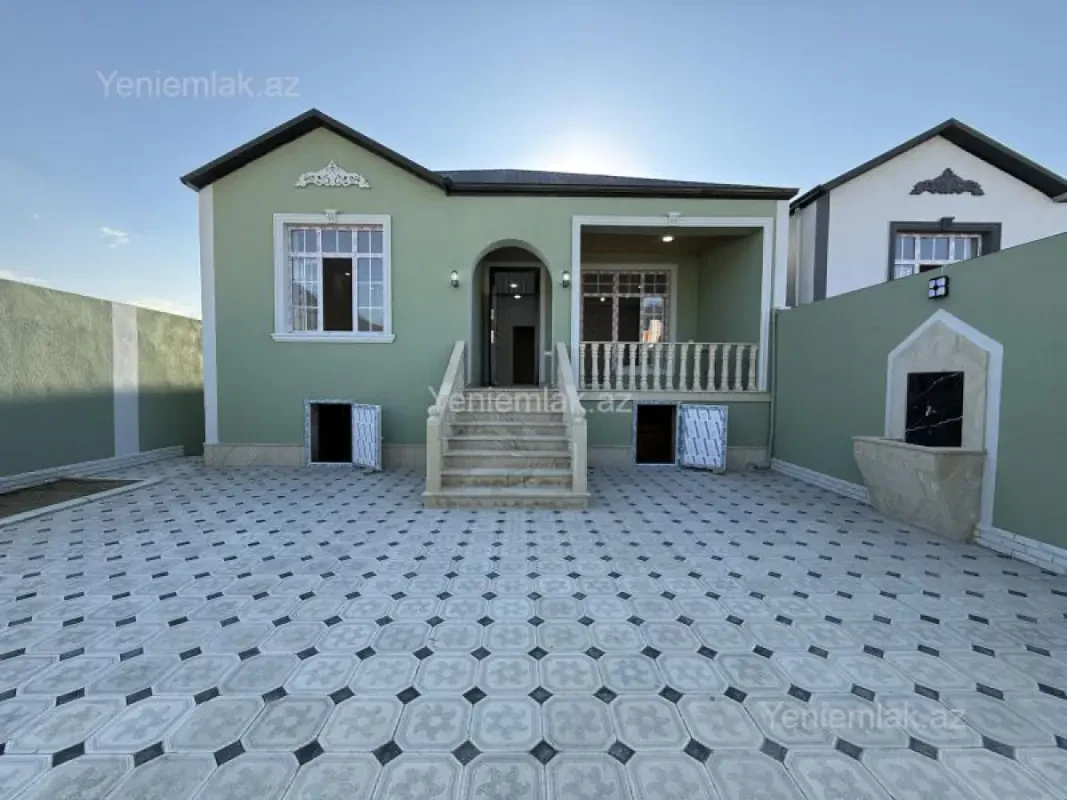 Satılır 3 otaqlı həyət evi 100 m²