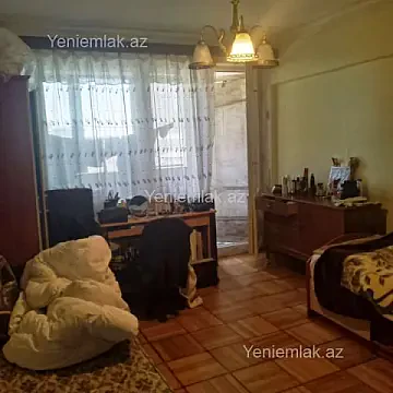 Satılır 4 otaqlı köhnə tikili 100 m² — Bakı, Xətai 4 otaq 100.00 m²