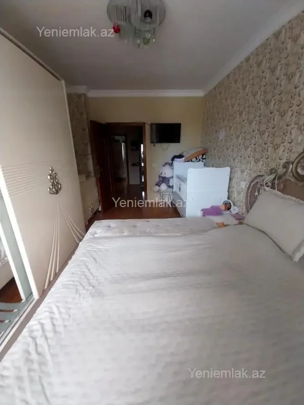 Satılır 3 otaqlı köhnə tikili 85 m²