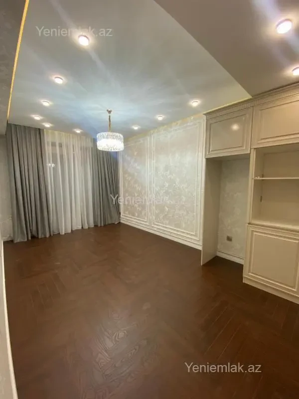 Satılır 2 otaqlı yeni tikili 66 m²