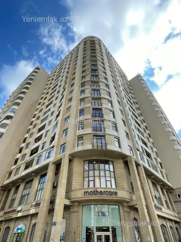 Satılır 3 otaqlı yeni tikili 94 m²