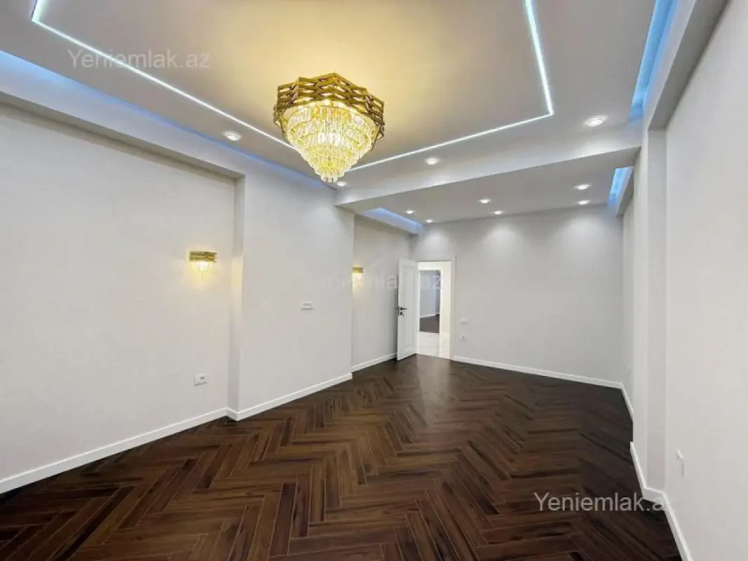 Satılır 3 otaqlı yeni tikili 138 m²