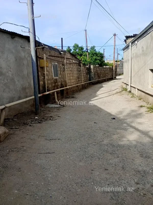 Satılır 1 otaqlı həyət evi 38 m²
