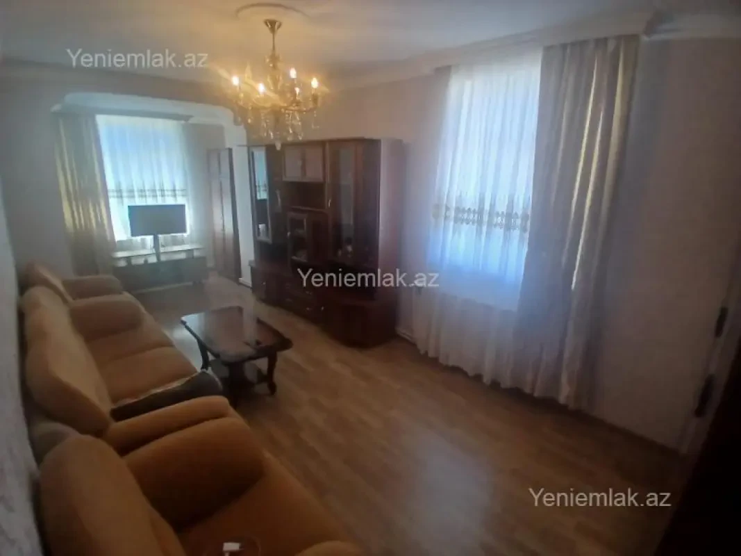 Satılır 1 otaqlı köhnə tikili 35 m²