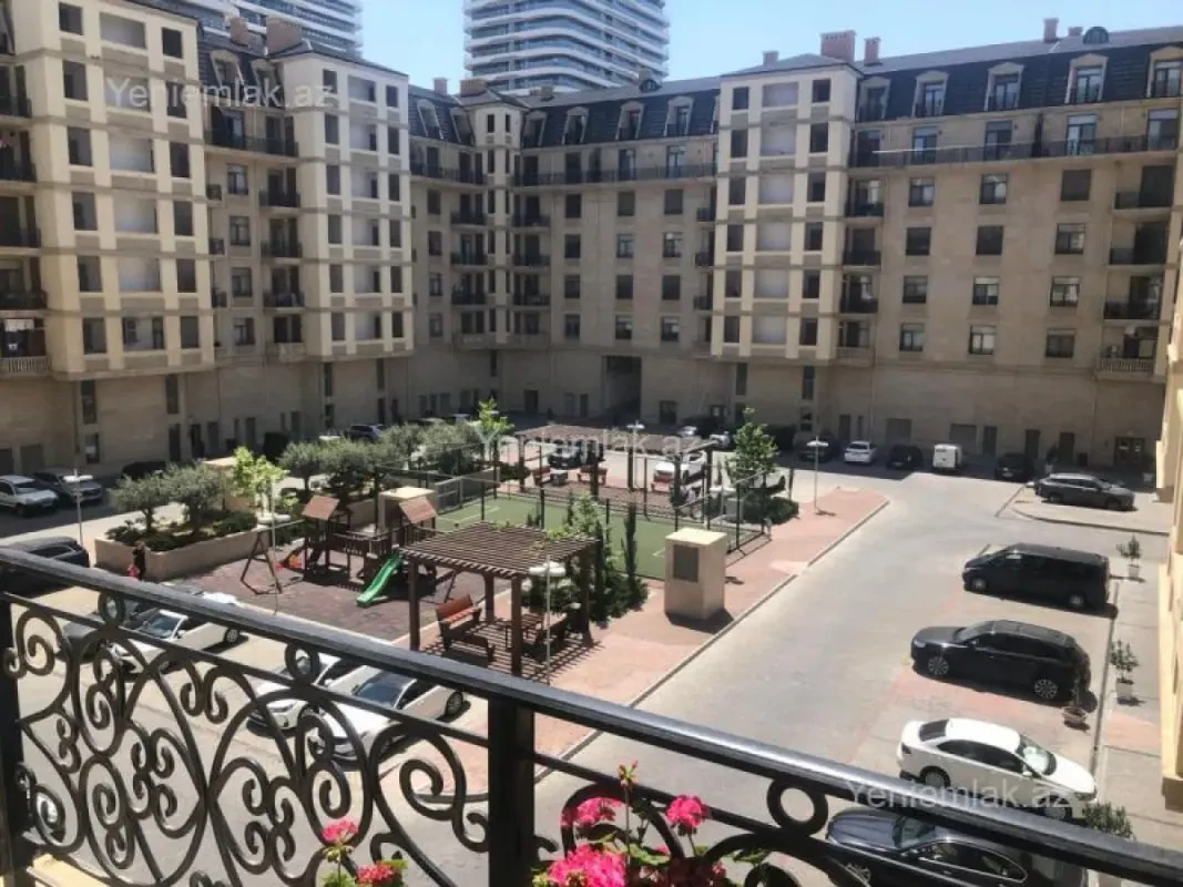Satılır 2 otaqlı yeni tikili 94 m²