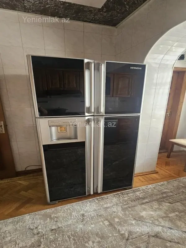 Satılır 5 otaqlı köhnə tikili 110 m²