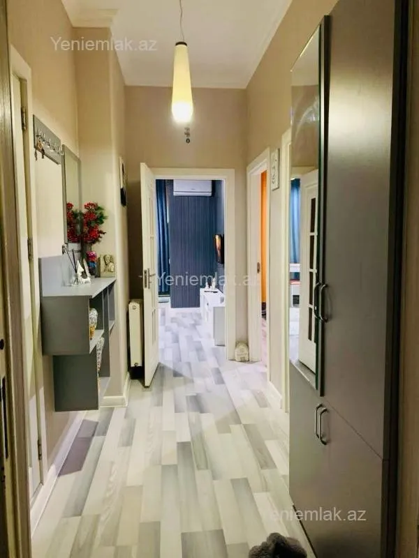 Satılır 3 otaqlı yeni tikili 52 m²