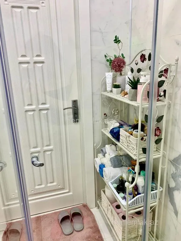 Satılır 3 otaqlı yeni tikili 52 m²