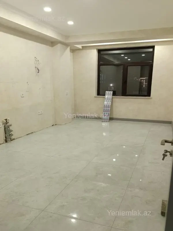 Satılır 3 otaqlı yeni tikili 107 m²