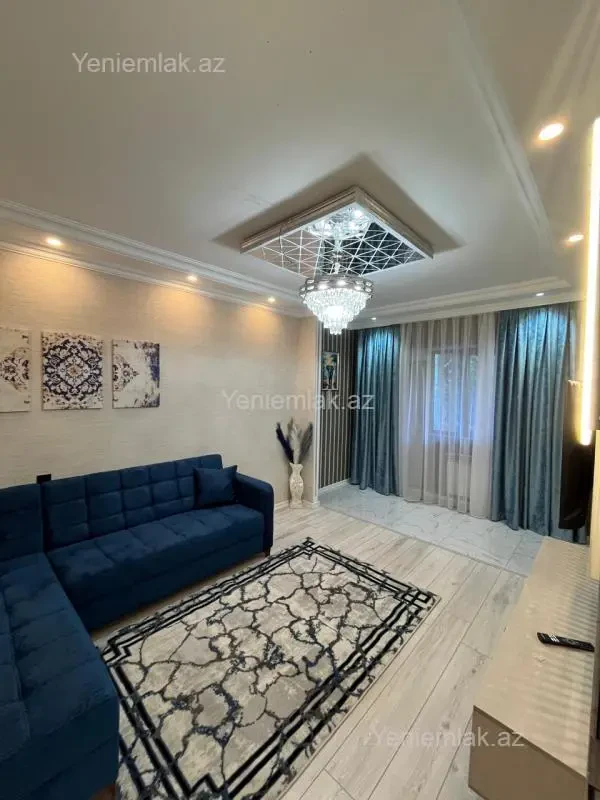 Satılır 3 otaqlı köhnə tikili 100 m²