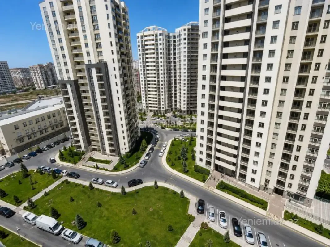 Satılır 4 otaqlı yeni tikili 155 m²