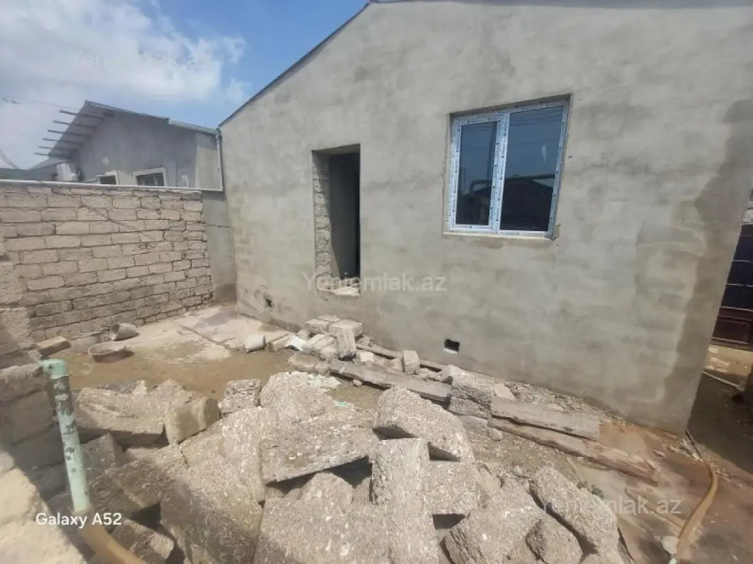 Satılır 2 otaqlı həyət evi 70 m²
