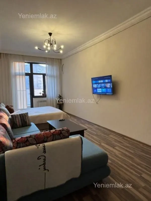 Satılır 1 otaqlı yeni tikili 38 m²