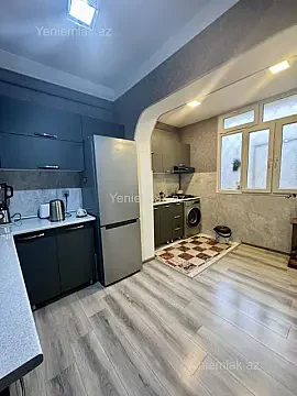 Satılır 3 otaqlı köhnə tikili 90 m² — Bakı, Yasamal 3 otaq 90.00 m²