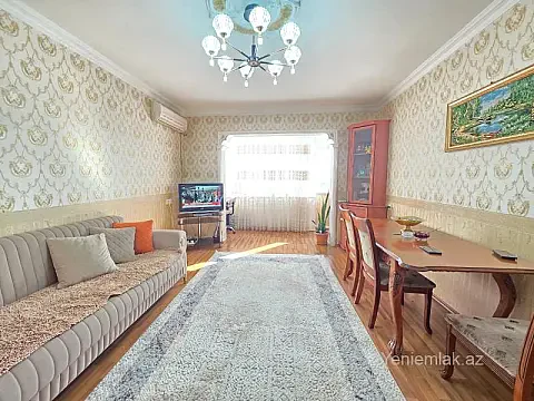 Satılır 2 otaqlı köhnə tikili 60 m² — Sumqayıt, 9-cu mikrorayon 2 otaq 60.00 m²