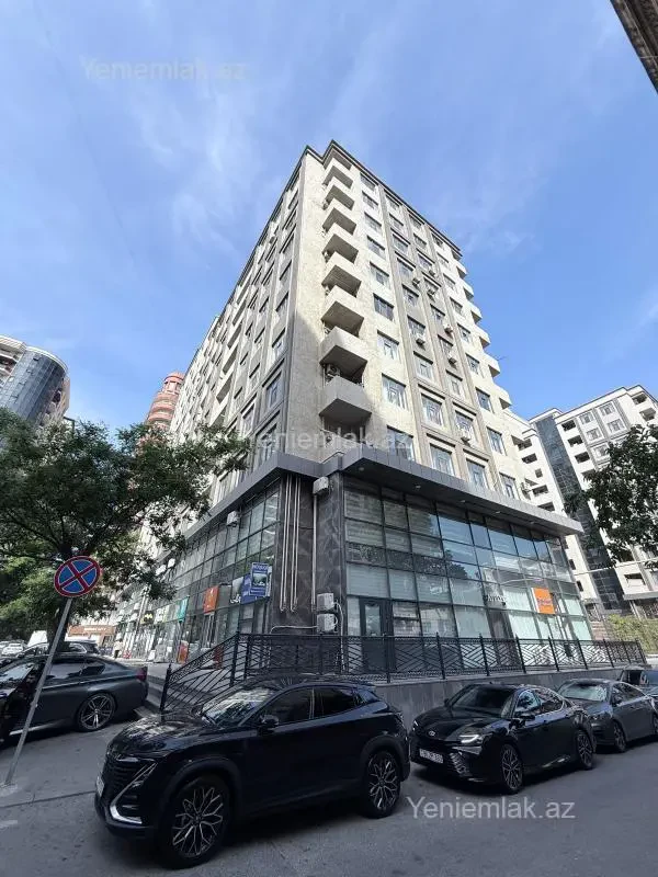 Satılır 2 otaqlı yeni tikili 109 m²